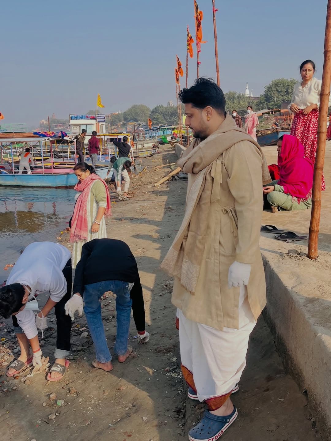 यमुना मार्जन सेवा